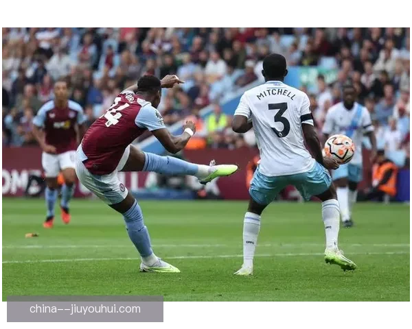 奥林匹亚科斯欧协联客场逆转阿斯顿维拉四比二获胜