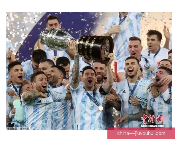 梅西第七次荣膺金球奖创造足坛历史新辉煌