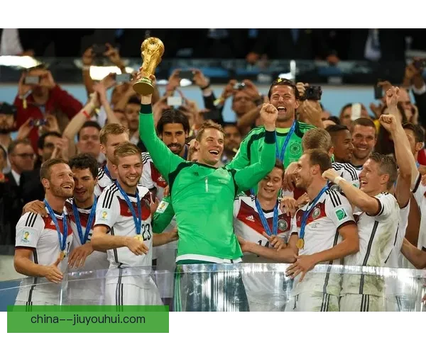 诺伊尔宣布从德国国家队退役门神时代落幕传奇守护写入足球历史篇